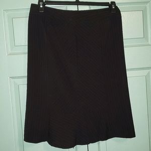 Apt. 9 Paneled Pencil Skirt (size 10) Black/ Pin Stripe